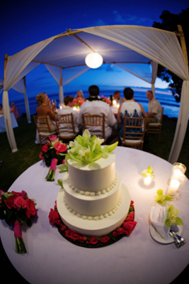 Wedding on Maui woth bright flowers
