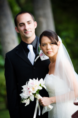 maui bride and groom