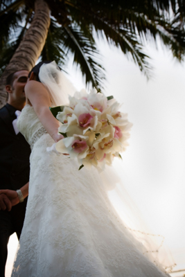 white dress for amui bride