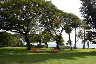 Olowalu PLantation House lawn